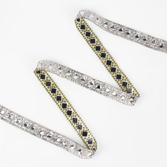 Стразы термоклеевые &laquo;Квадрат&raquo;, ширина - 13 мм, 4,5 &plusmn; 0,5 м, цвет серебряный