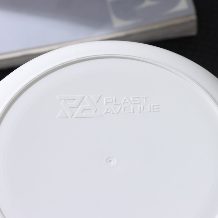 Кашпо со вставкой &laquo;Клевер&raquo;, 3,2 л, d=17,5 см, h=16 см, цвет белый