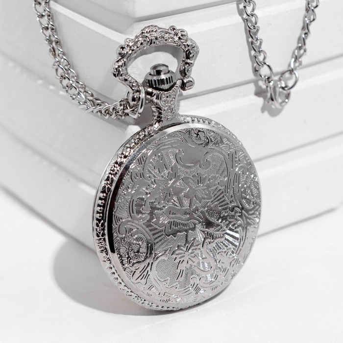 Часы карманные Часы карманные "СССР", кварцевые, d-4.7 см