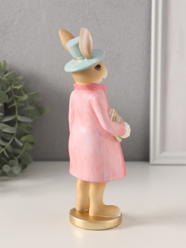 Сувенир полистоун "Заяц в розовом камзоле и голубой шляпе" 7,5х6х20,5 см