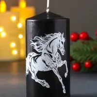 Свеча столб 50*100 мм с накаткой "Символ года" , Конь, черная