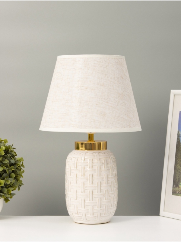 Настольная лампа "Рогожка" 1х40Вт Е27 бежевый 24,5х24,5х39,5см