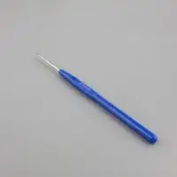 Крючок для вязания, с пластиковой ручкой, d = 2 мм, 13,5 см, цвет синий, цена за 1 штуку