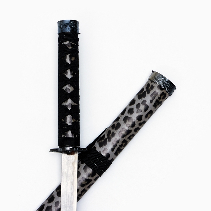 Сувенирное оружие &laquo;Катана на подставке&raquo;, темно серые ножны под леопарда, 89см