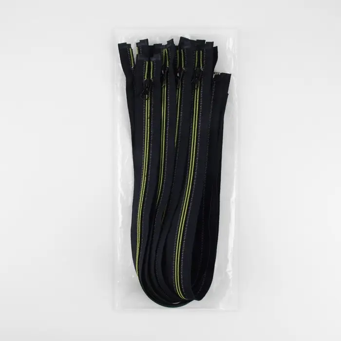 Молния &laquo;Спираль&raquo;, №5, разъёмная, светоотражающая, замок автомат, 60 см, чёрная, зелёная