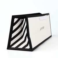 Пакет под бутылку горизонтальный &laquo;Подарок для тебя&raquo;, 36 &times; 10 &times; 13 см