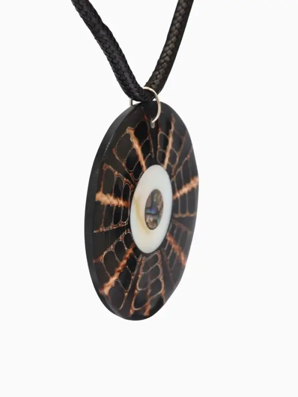 Кулон "Око" ракушка 25 см