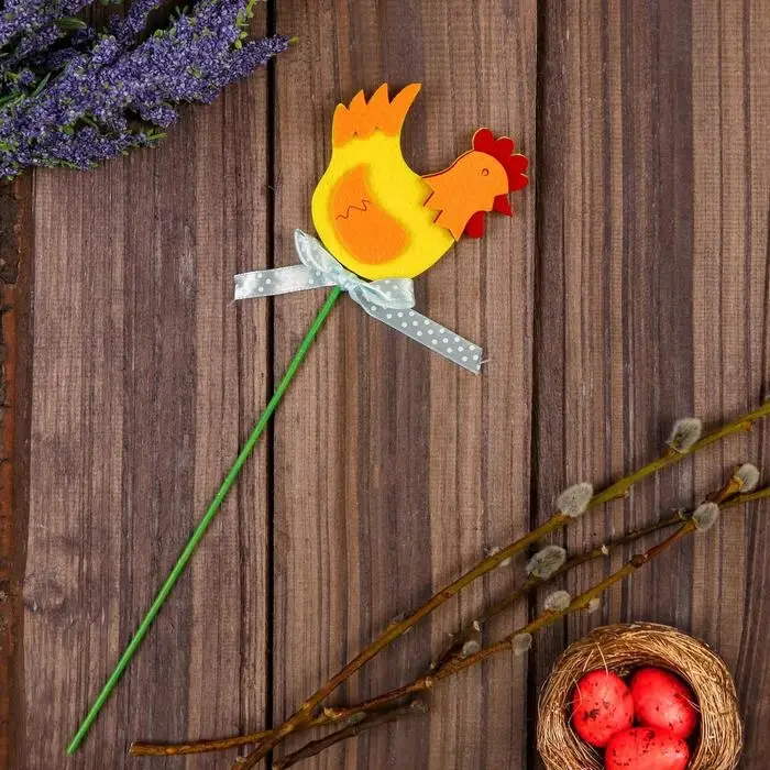 Топпер-декор &laquo;Курочка&raquo;