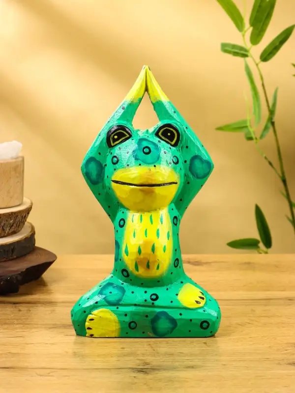 Сувенир интерьерный &laquo;Лягушка-йог&raquo;, 15&times;8&times;25 см, дерево