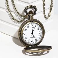 Часы карманные "Артефакты", кварцевые, 5.5 х 4.5 см, d циферблата-4 см