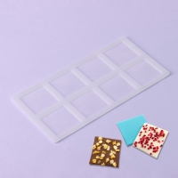 Форма для шоколада &laquo;Квадрат&raquo;, силикон, 8 ячеек, 22,5&times;11&times;0,3 см, цвет прозрачный