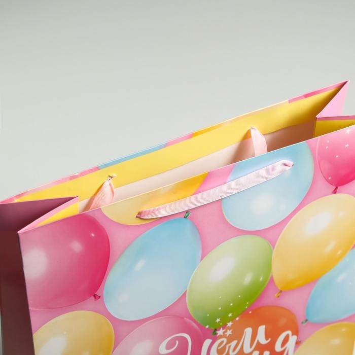 Пакет подарочный ламинированный вертикальный, упаковка, &laquo;С Днём Рождения!&raquo;, L 31 х 40 х 11,5 см