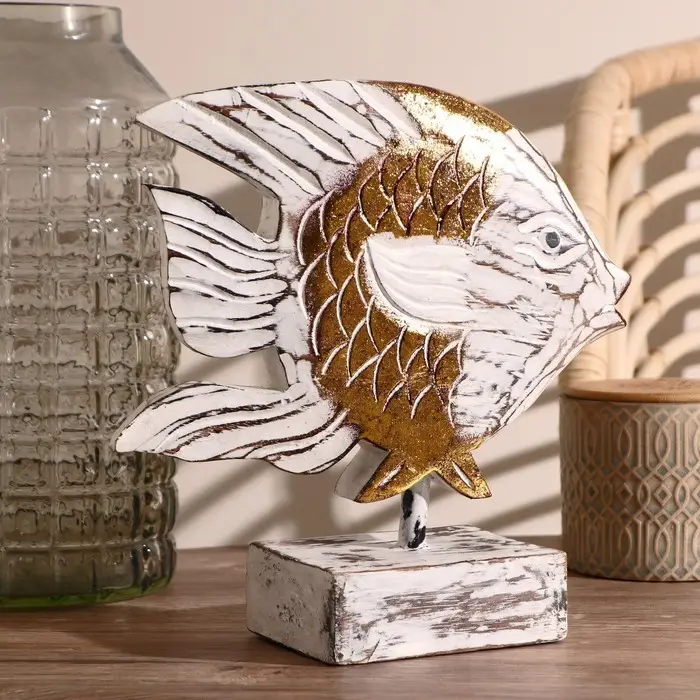 Сувенир "Золотая рыбка" дерево, на подставке 15х9х25 см