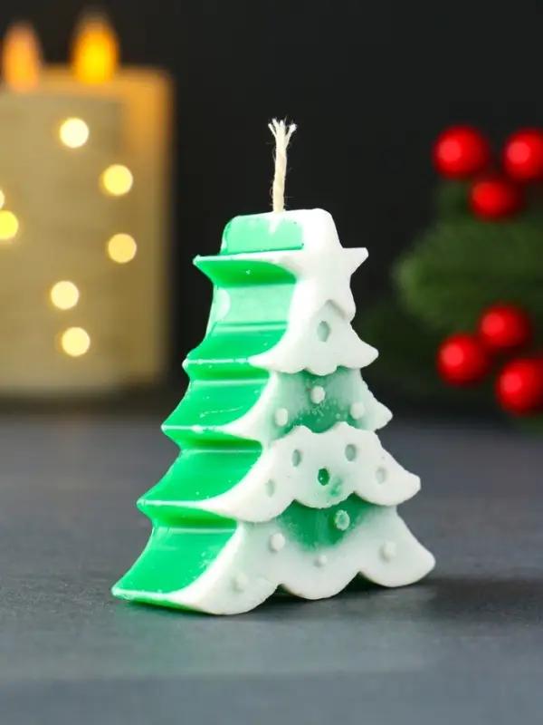 Свеча новогодняя "Ёлочка с огоньками" 60х70 мм, зелёный