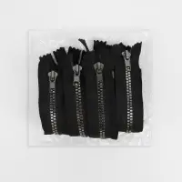 Молния &laquo;Трактор&raquo;, №5, неразъёмная, декоративное звено &laquo;Квадрат&raquo;, замок автомат, 18 см, чёрная