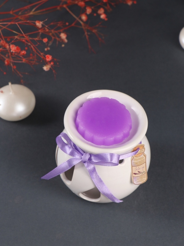 Набор: аромалампа для эфирных масел, мелтсы из воска ароматические &laquo;Лаванда&raquo;, сиреневая, 6.5&times;6.2&times;7.5 см