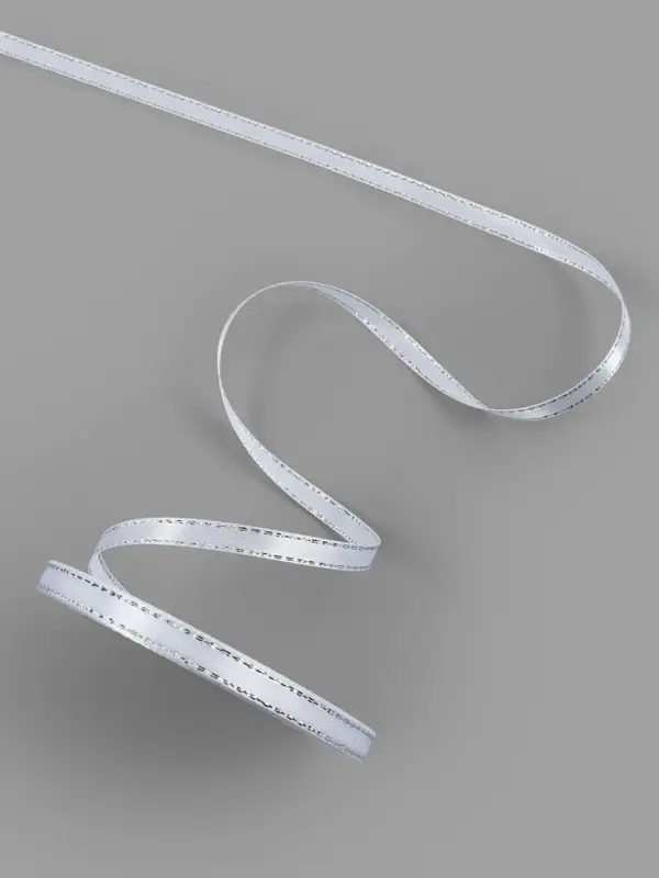 Лента атласная, с серебряным люрексом, 6 мм, 23&plusmn;1 м, белая №001