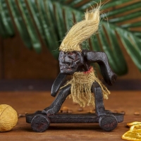 Сувенир дерево "Абориген на скейте" 20 см