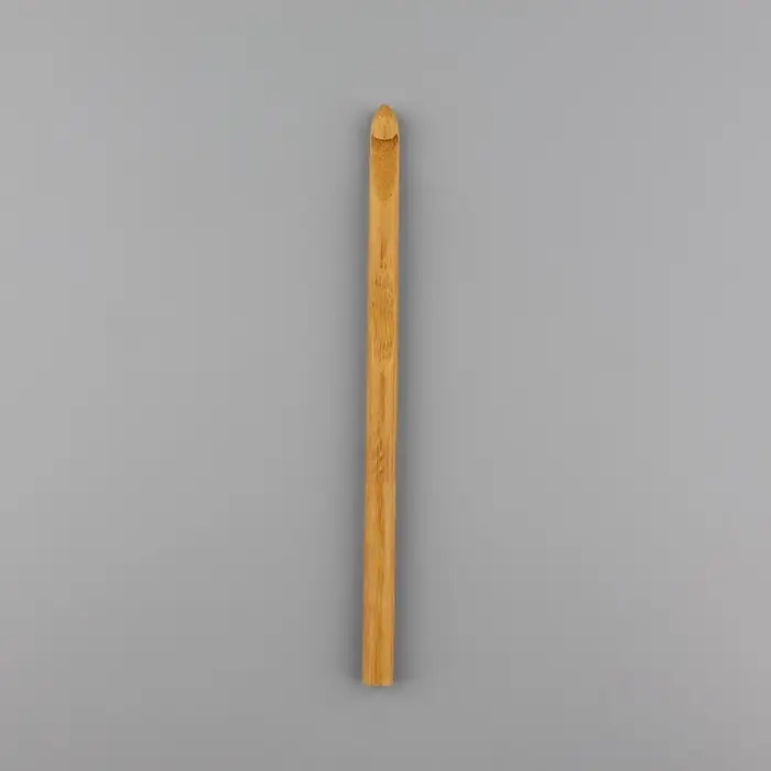 Крючок для вязания, бамбуковый, d=8 мм, 15 см