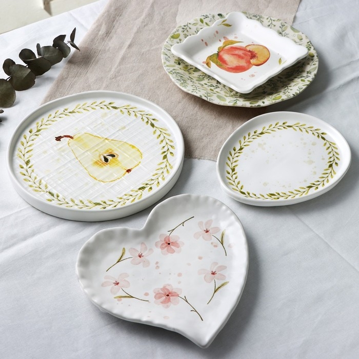 Тарелка керамическая &laquo;Летний день&raquo;, 21.5 см, цвет белый