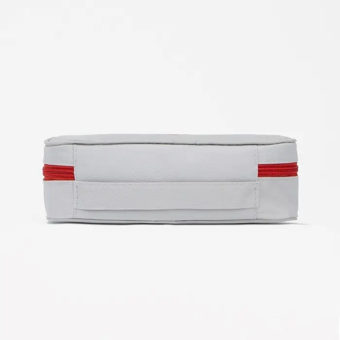 Косметичка - аптечка на молнии, цвет белый