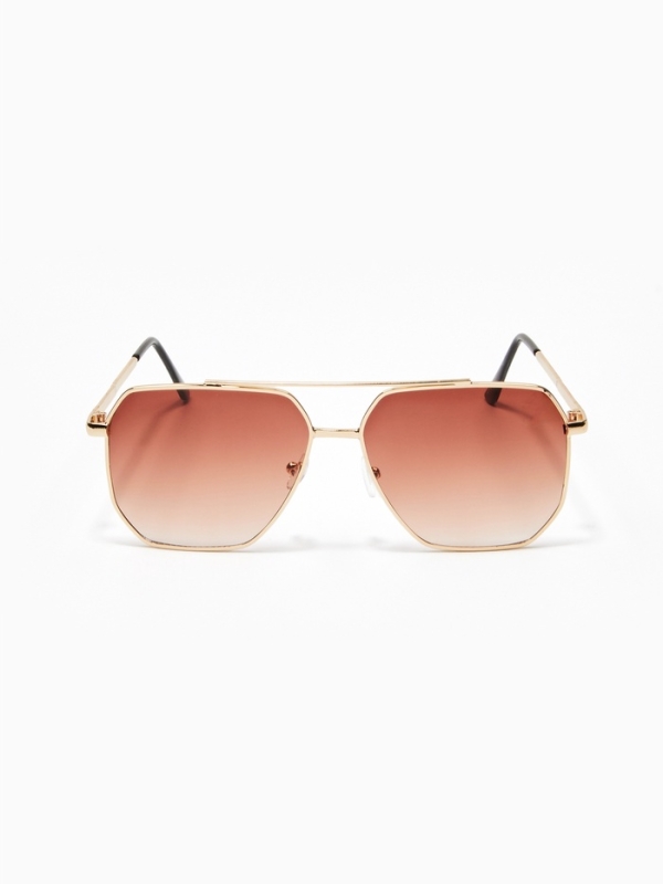 Очки солнцезащитные uv 400, дужка 14.2 см, ширина 13.1 см, линза 5.1 х 5.9 см