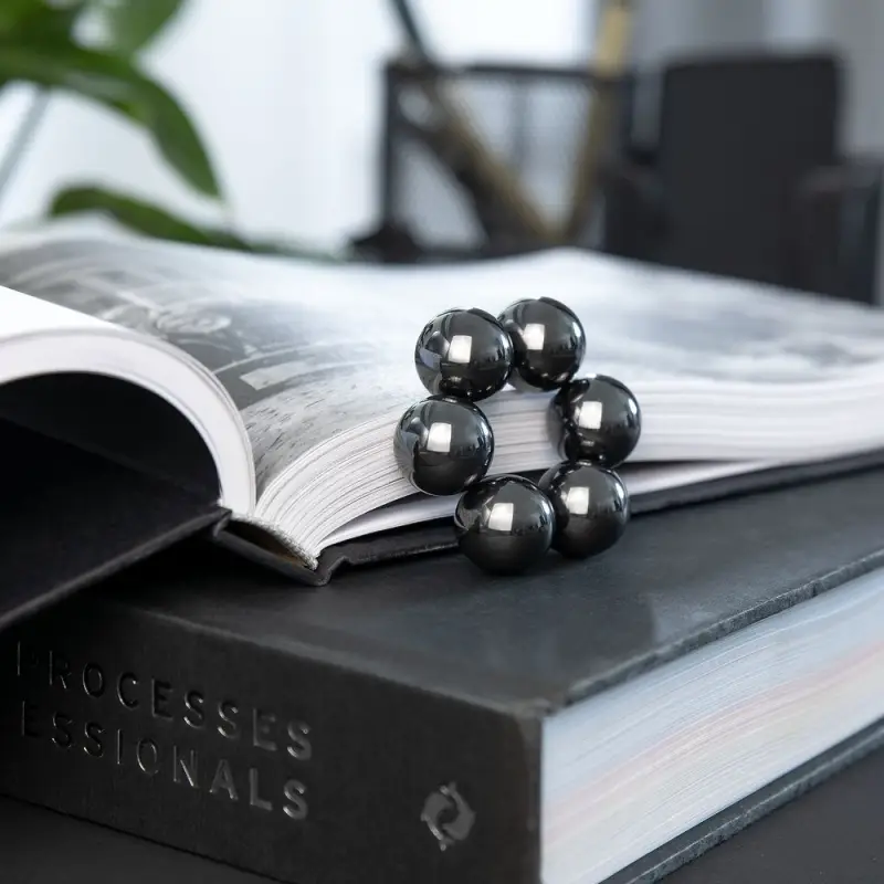 Магнитный антистресс Trifles, черный