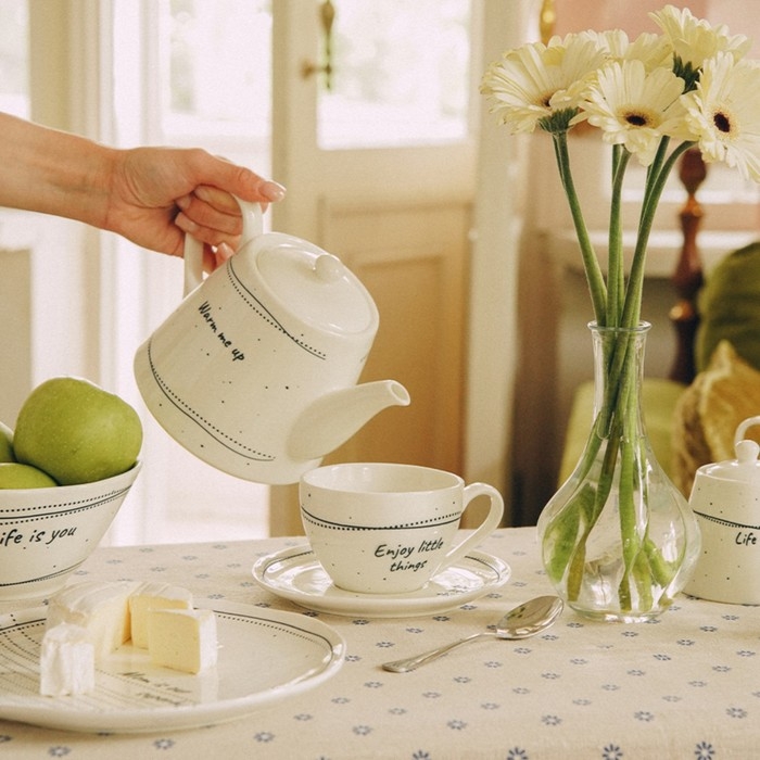 Чайник заварочный фарфоровый SL Home &laquo;Милый дом&raquo;, 900 мл, 21&times;13,8&times;13,5 см, цвет белый