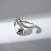 Кольцо &laquo;Завитки&raquo; изгибы , цвет серебро, безразмерное