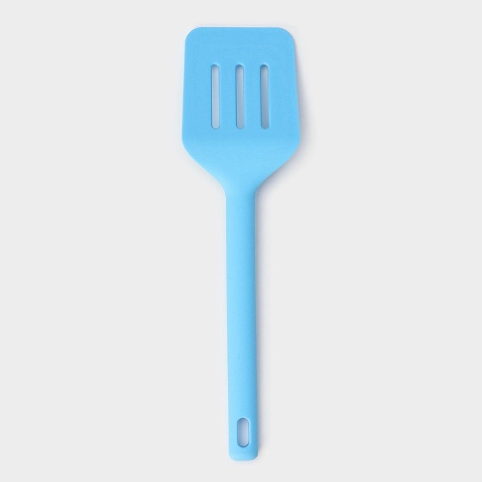 Лопатка с прорезями Доляна &laquo;Люкс&raquo;, 29,5&times;8&times;3 см, цвет голубой