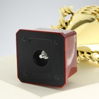 Кубок 184A, наградная фигура, золото, подставка пластик, 29 &times; 14 &times; 9,5 см.