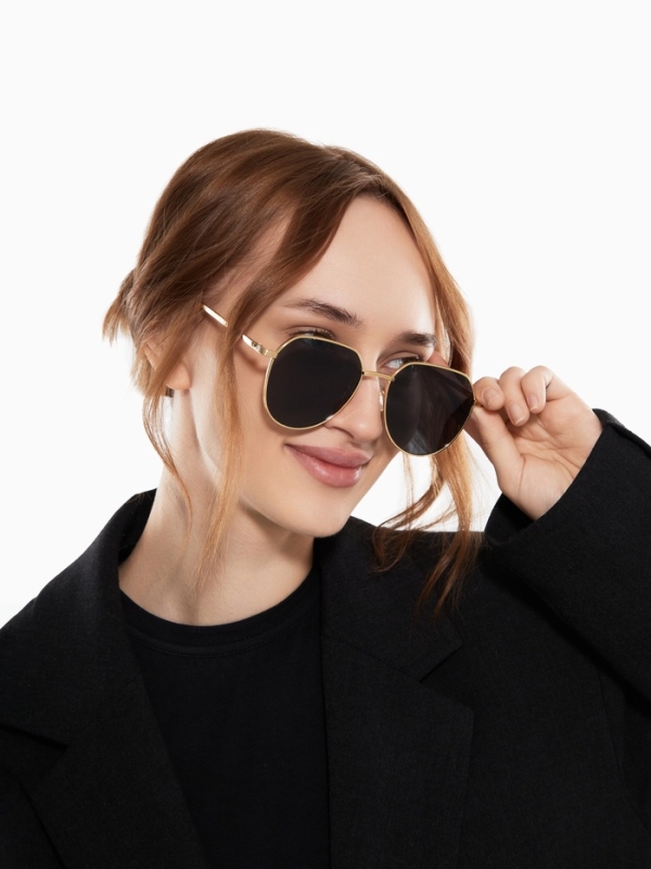 Очки солнцезащитные uv 400, дужка 13 см, ширина 12.5 см, линза 5.1&times;5.4 см