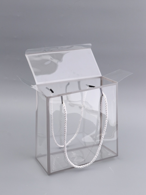 Коробка из PET с ручками, серебрянная, 20 х 20 х 9 см