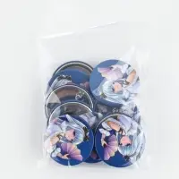 Значок закатной аниме &laquo;Девушка с веером&raquo;, d = 3,8 см