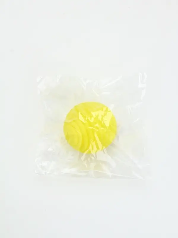 Игрушка пищащая  "Мячик, горизонтальные полоски", 5,5 см желтая