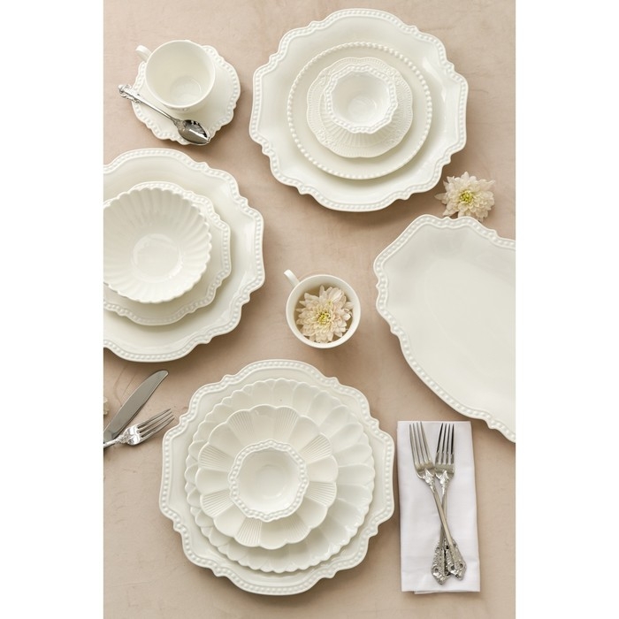 Тарелка фарфоровая пирожковая Magistro &laquo;Ромашка&raquo;, d=18,5 см, цвет белый