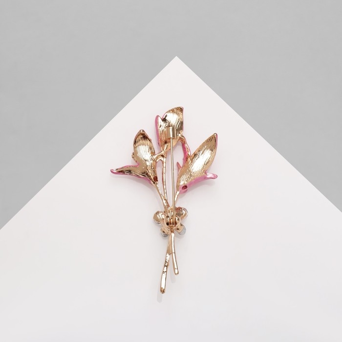 Брошь &laquo;Цветы&raquo; трио лилий, цвет розово-белый в золоте