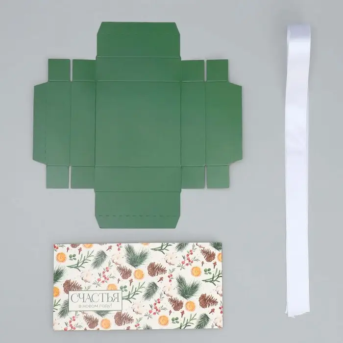 Коробка подарочная новогодняя складная &laquo;Новогодние ветки&raquo;, 10 х 10 х 10 см