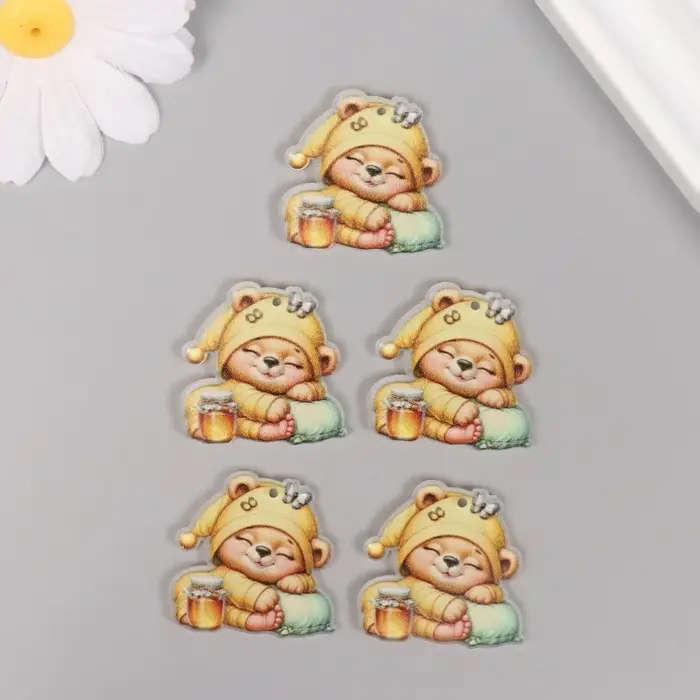 Декор для творчества акрил "Медвежонок в пижамке с баночкой мёда сладко спит" 3х3х0,2 см