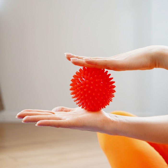 Массажёр &laquo;Ёжик&raquo;, d=9 см, 90 г