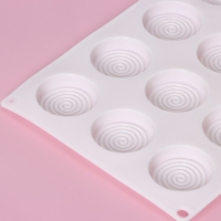 Форма для конфет и шоколада Доляна &laquo;Гипноз&raquo;, силикон, 29&times;17&times;1,1 см, 15 ячеек (d=4,2 см), цвет белый