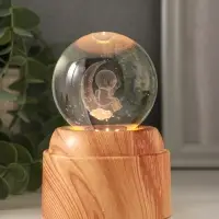 Сувенир стекло свет "Шар. Космонавт на месяце" 6хLED шар d=6 см, крутится, USB 7х7х10 см