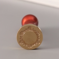 Печать для сургуча с пластиковой ручкой "Ажурная рамка. Круг" 6,3х3х3 см