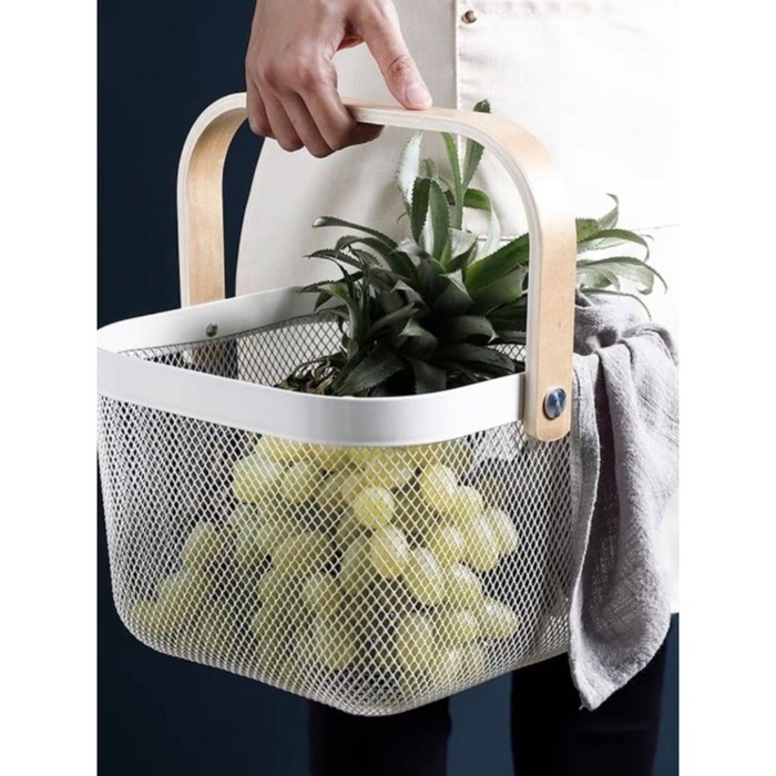 Корзинка универсальная LaDо́m, 26,5&times;25,5&times;18 см, цвет белый