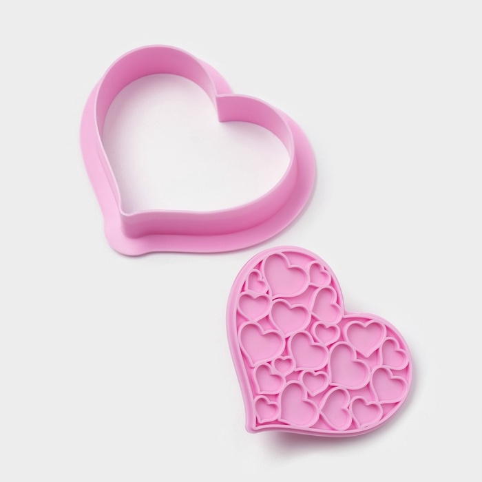 Печати для теста и мастики Доляна &laquo;Сердечки&raquo;, пластик, набор 6 предметов: пресс, печать 5 шт, розовые