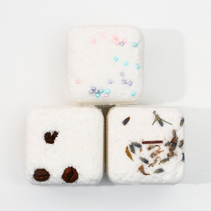 Подарочный набор косметики &laquo;С 8 Марта!&raquo;, бомбочки для ванны с добавками 3 х 70 г, ЧИСТОЕ СЧАСТЬЕ