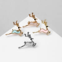 Новый год! Брошь &laquo;Олень&raquo; грациозный, цвет МИКС (неделимая фас. 12шт, цена за шт)