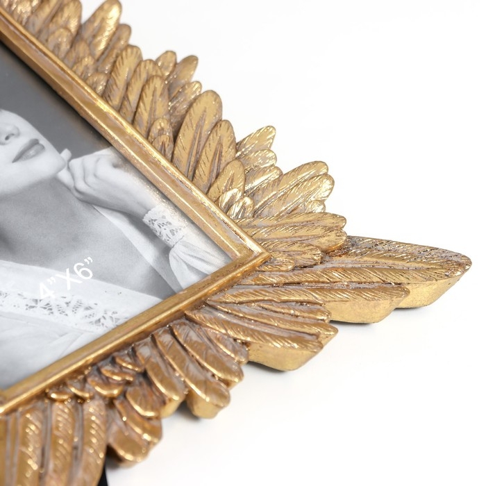 Фоторамка полистоун 10х15 см "Пёрышки" золото 19х25,5 см