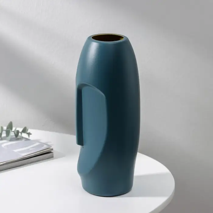 Ваза &laquo;Взор&raquo;, 10&times;10&times;24.5 см, 1.3 л, МИКС