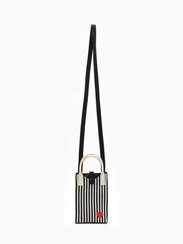 Сумка подр Сердце, 12*4*17, отд на кнопке, дл ремень, бело/черный